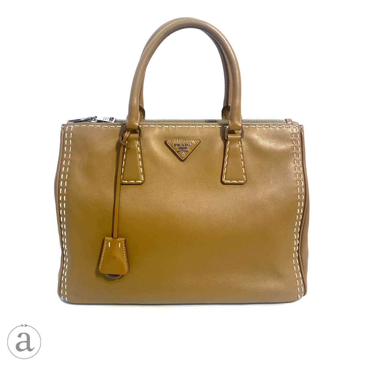 【関税&送料込】Prada Camel Leather Shopping Bag Prada Camel Tote Shoulder Bag ○ Labellov ○ Buy and Sell