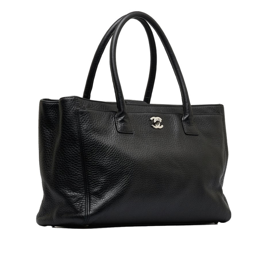 Chanel Cerf Executive Medium Shopper in Black Calfskin Pebble Leather